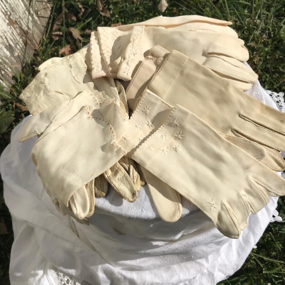 Lot of kid gloves